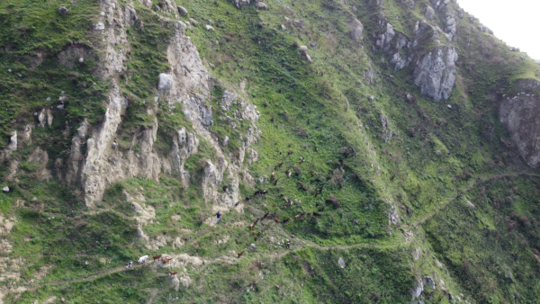 TRAKKING IN MONTAGNA TRA I NOSTRI SENTIERI